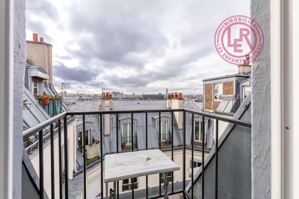 Appartement à PARIS-3E