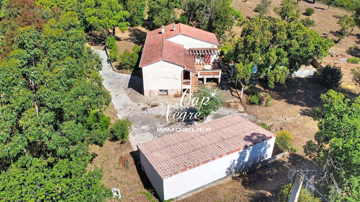Maison à BORMES-LES-MIMOSAS
