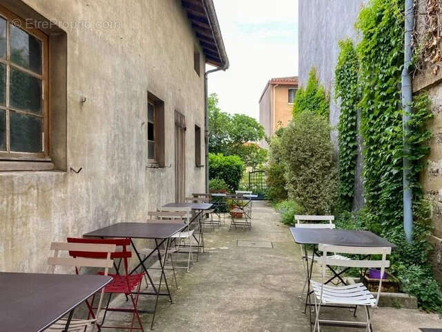 Commerce à MONT-DE-MARSAN