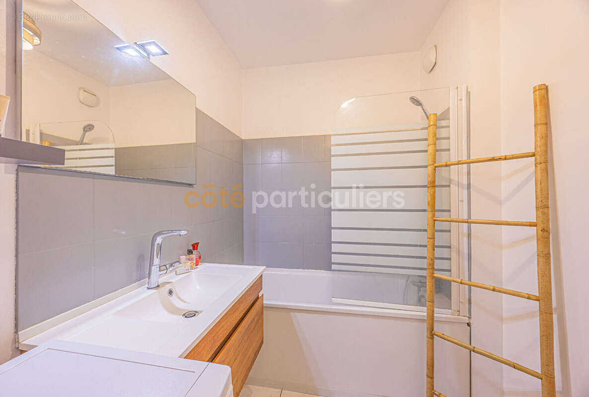 Appartement à SAINT-SEBASTIEN-SUR-LOIRE