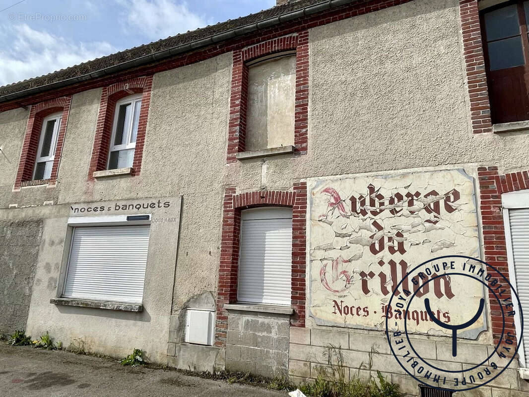 Appartement à SAINT-JUST-SAUVAGE