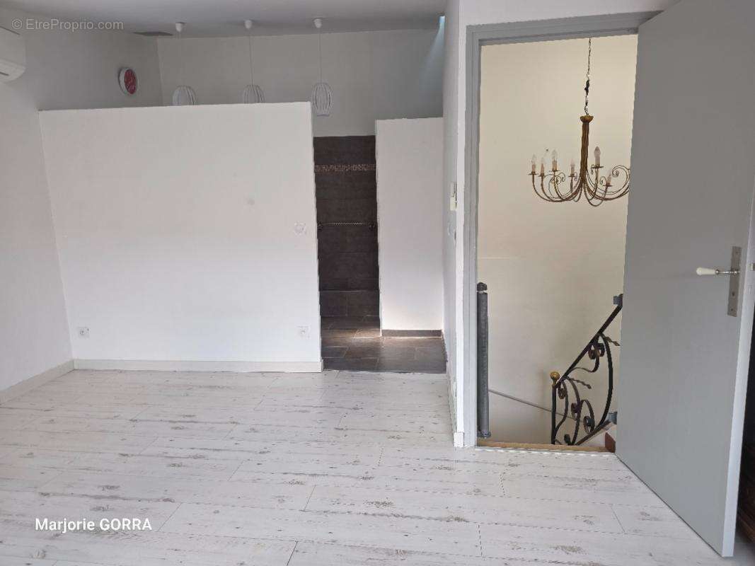 Maison à NANS-LES-PINS