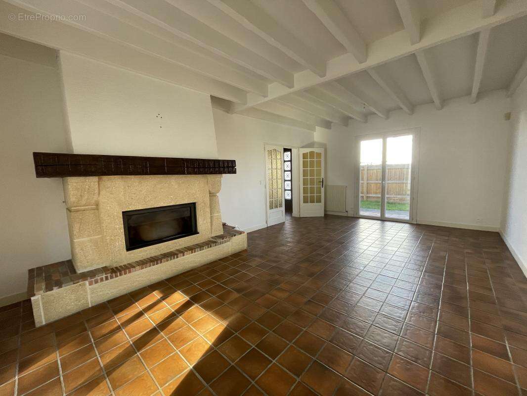 Maison à MARTIGNAS-SUR-JALLE