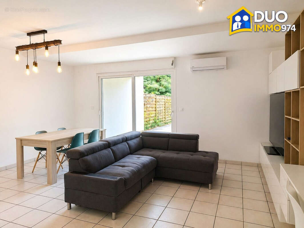 Appartement 72 m² à Saint-Paul  - photo 4