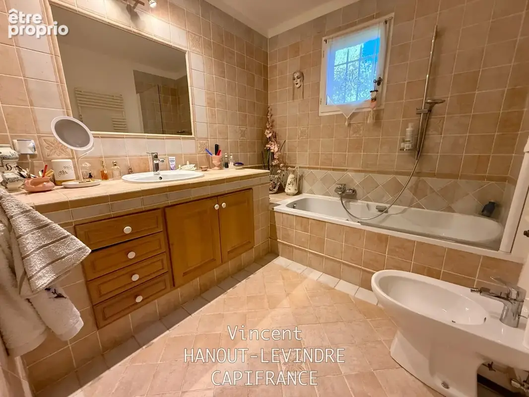 Maison à vendre 11 pièces SALERNES (83) - photo 11