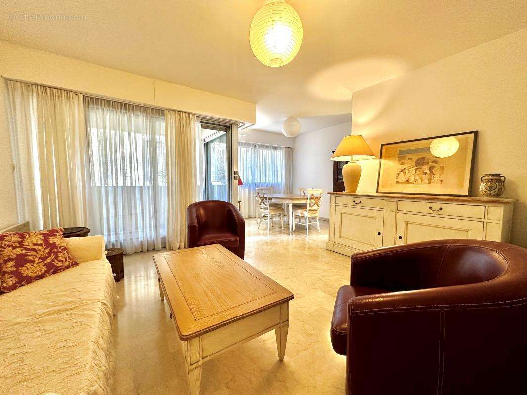 Appartement à NIMES