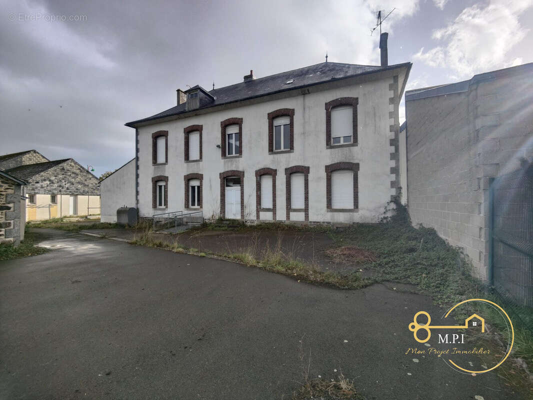 Appartement à COUPTRAIN