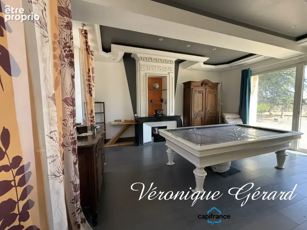 Belle maison en pierre de taille de 252 m², 7 chambres, combles aménageables, jardin paysager,3 garages - photo 9