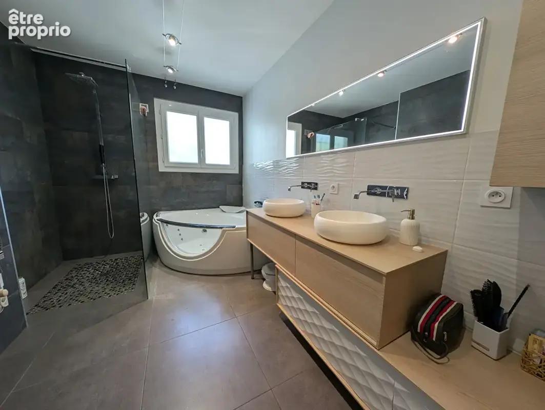 Villa 4 chambres - Petit Charran VALENCE - photo 13