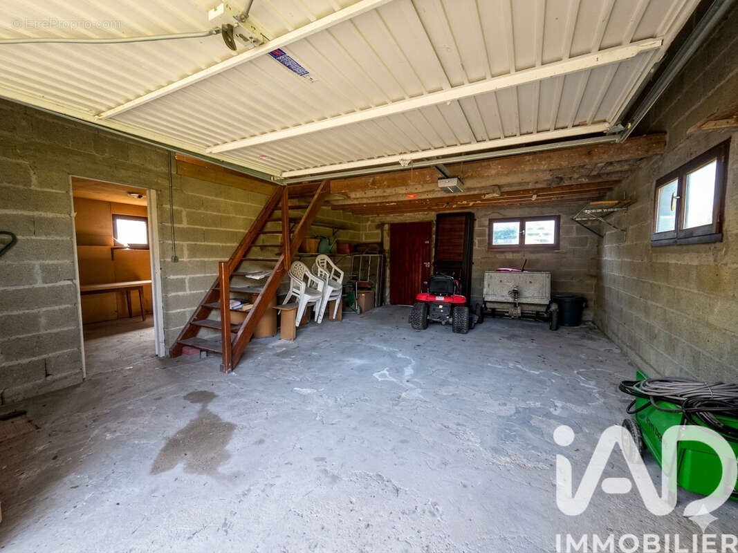 Maison 151 m² à Saint-Amand-Sur-Fion  - photo 10