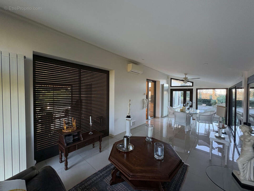 Maison à SAINT-AMANS-SOULT