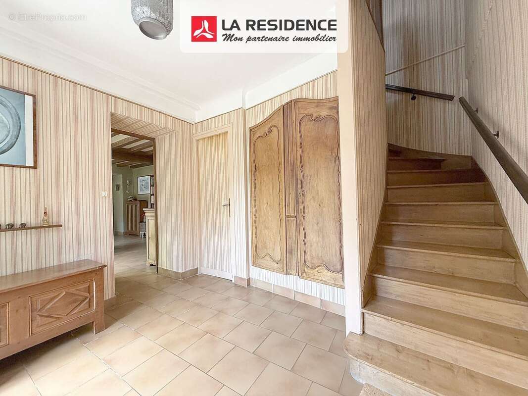 Maison à LA VILLENEUVE-EN-CHEVRIE