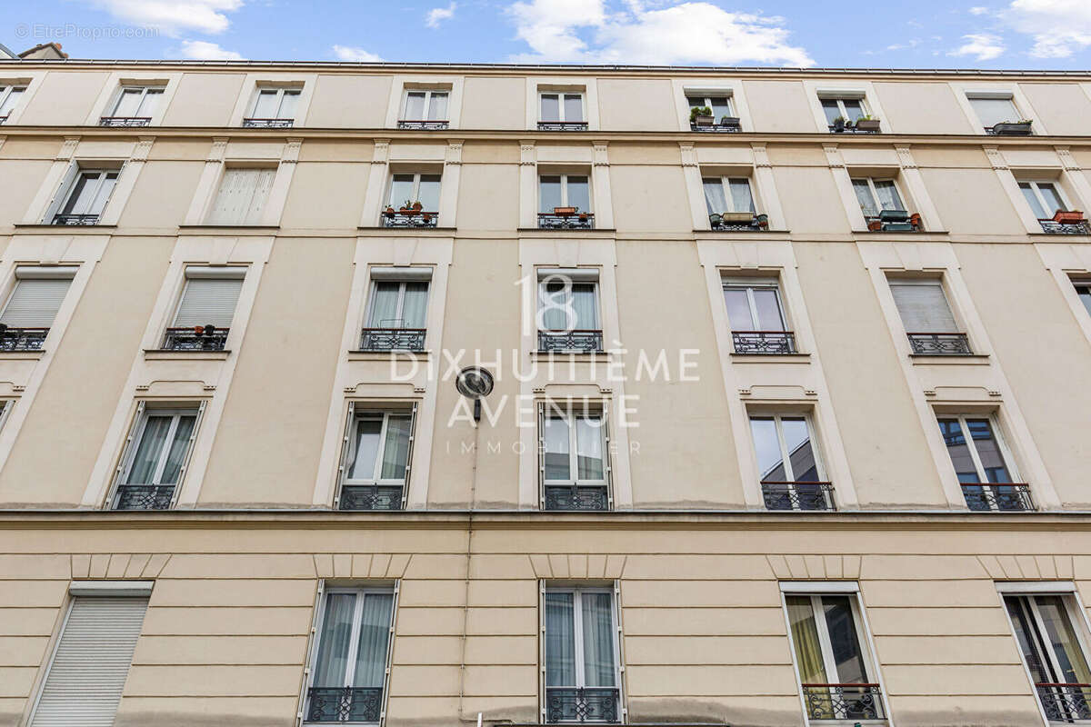 Appartement à PARIS-18E