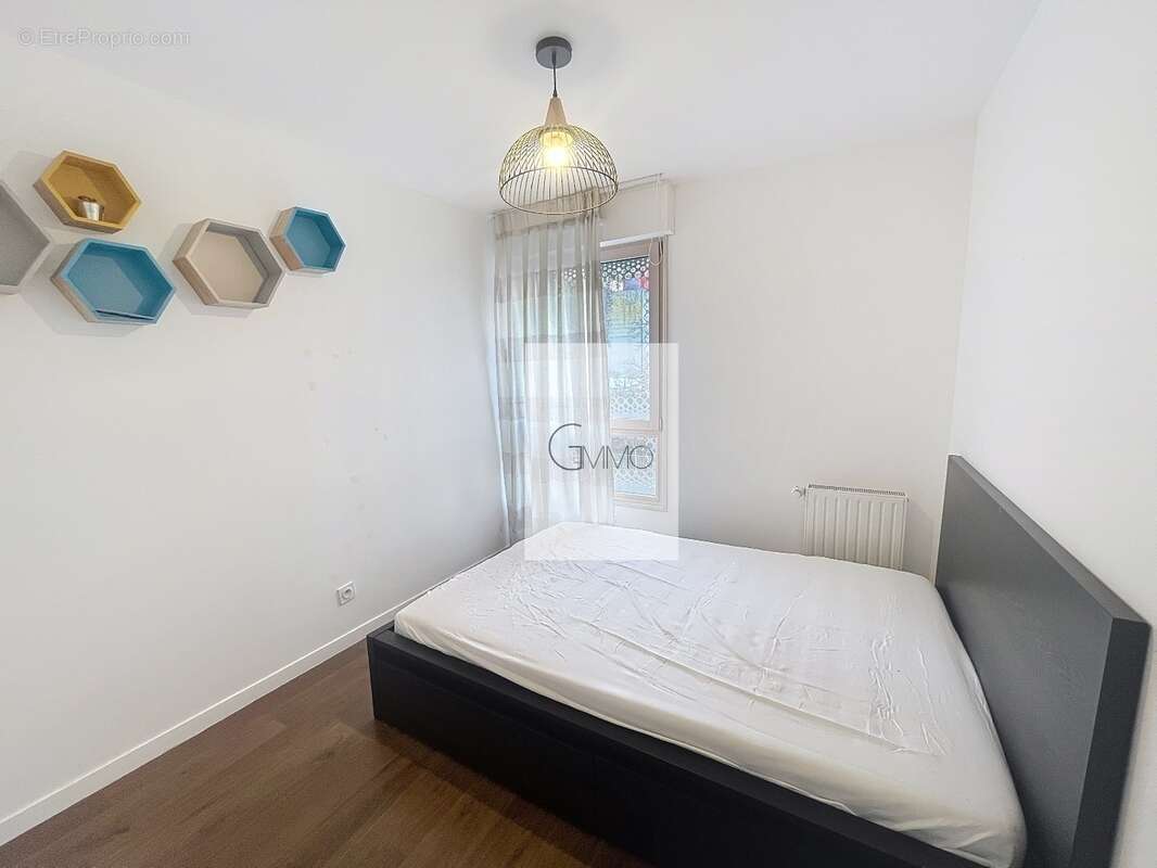 Appartement à NANTERRE