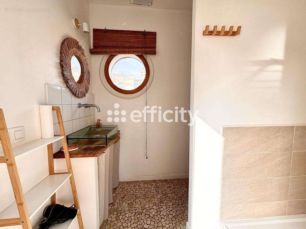 Maison à MARSEILLE-7E