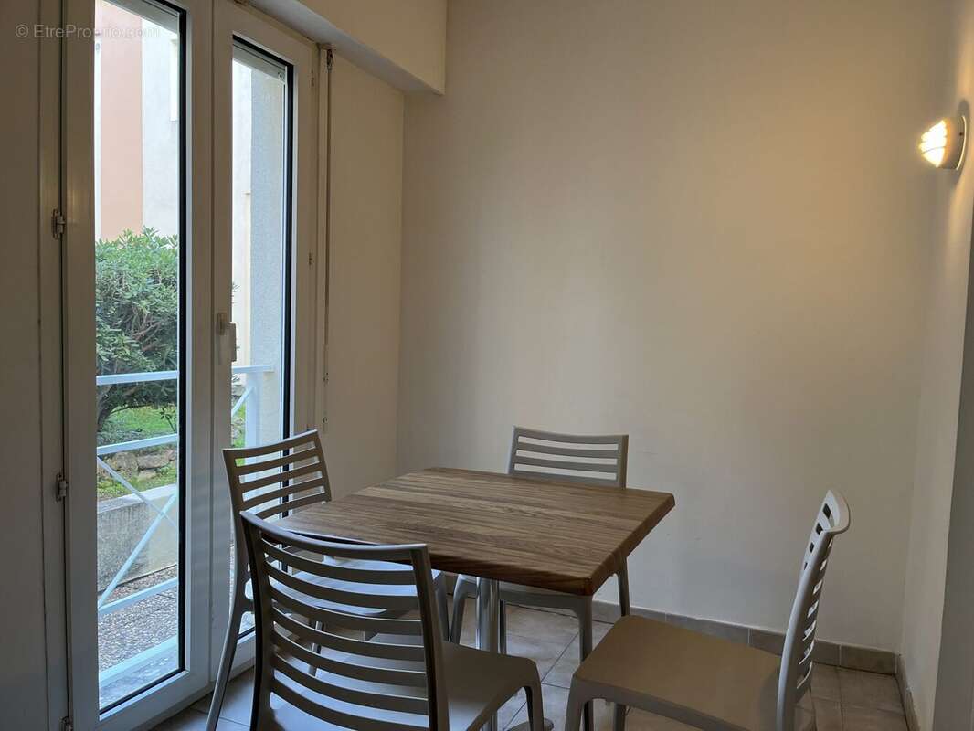 Appartement à FREJUS