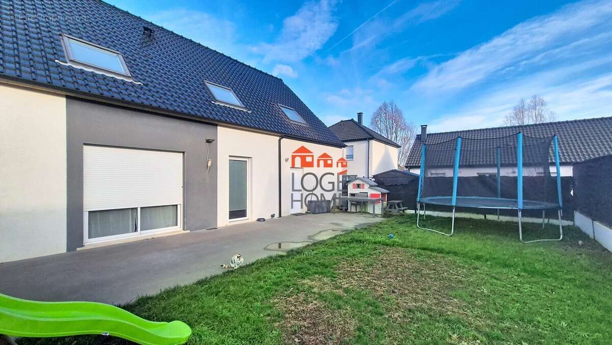 Façade arrière - Maison à COURCELLES-LES-LENS