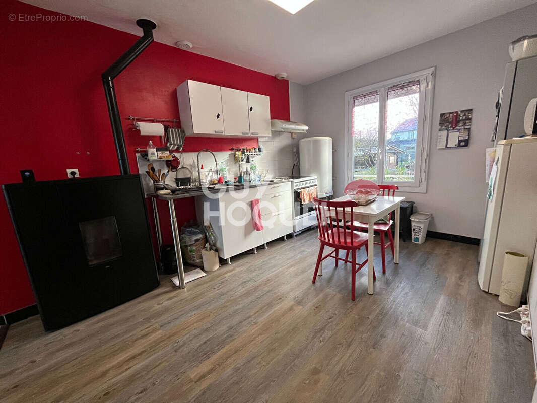 Maison à FLEURY-LES-AUBRAIS