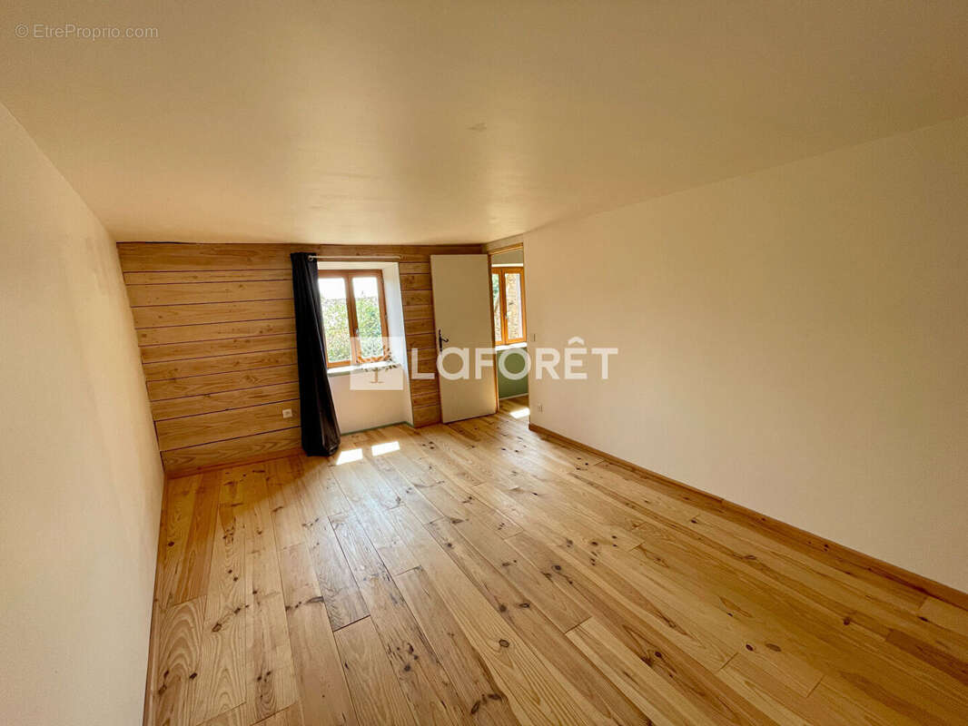 Maison à CENTRES
