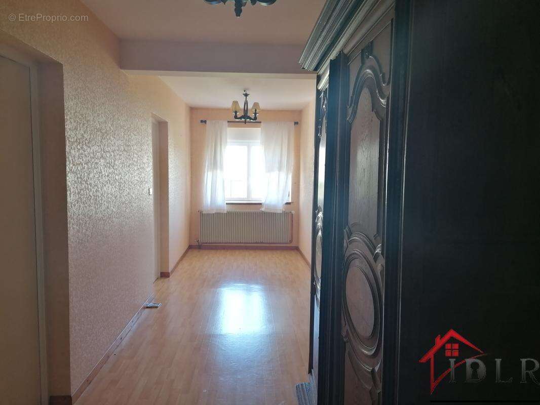 Maison à FAYL-BILLOT