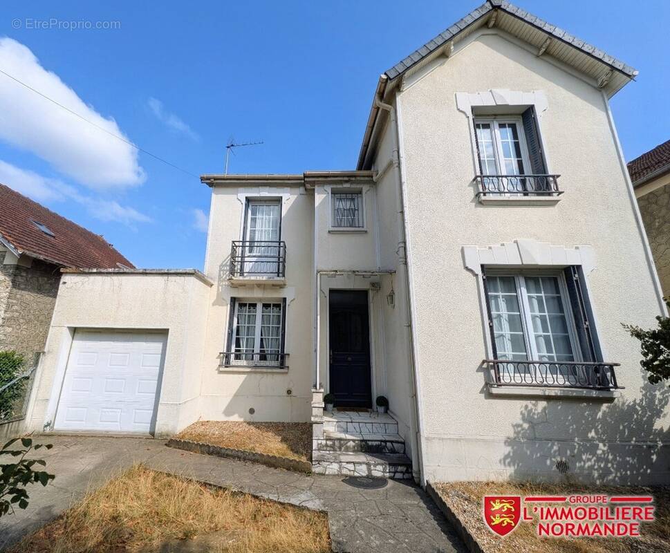Maison à BONNIERES-SUR-SEINE