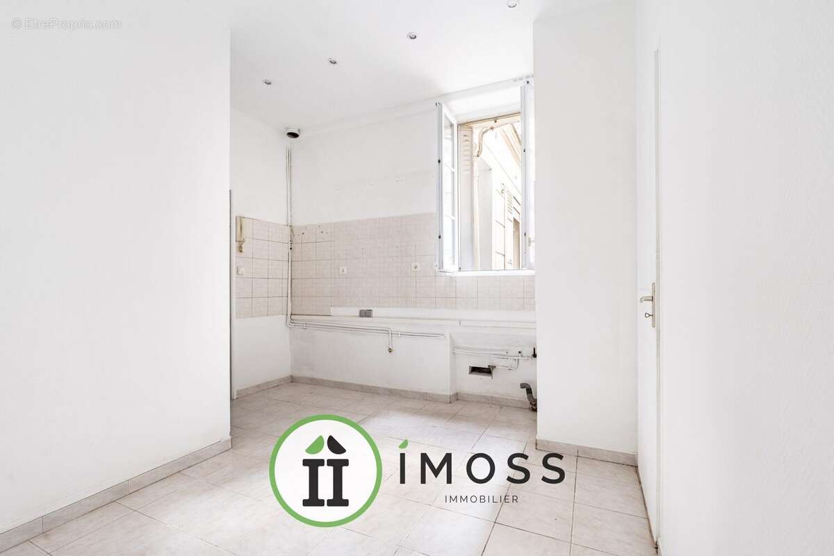 Appartement à PARIS-18E