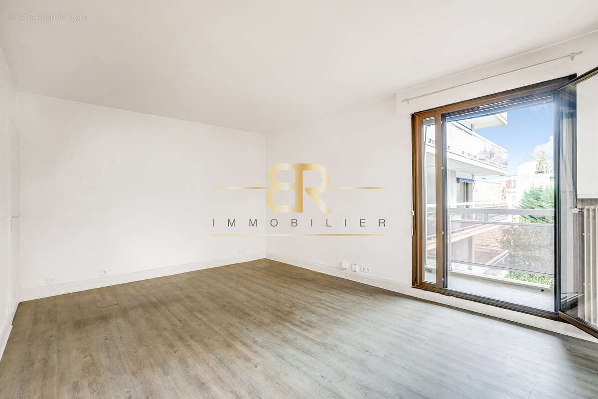 Appartement à BOURG-LA-REINE