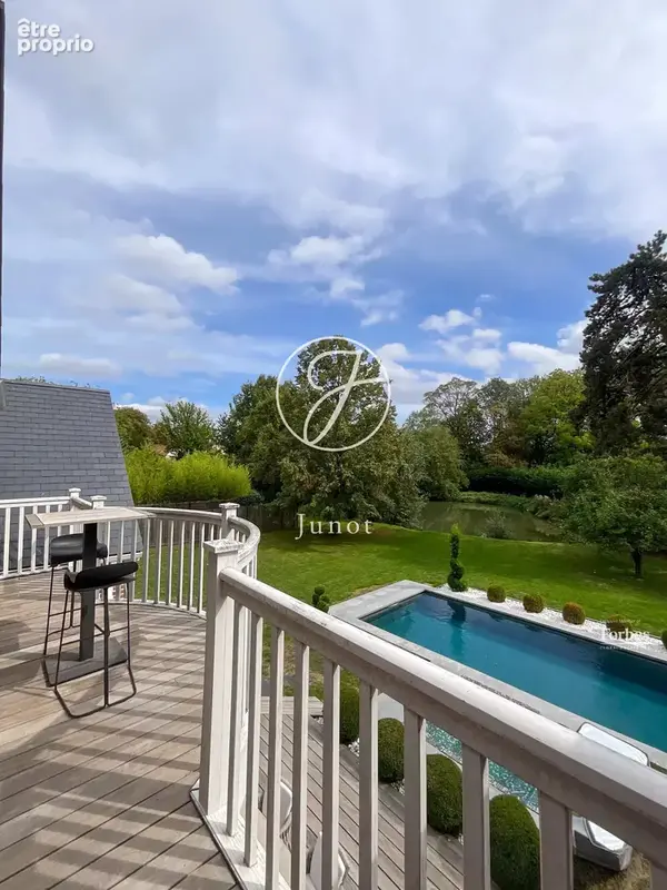 Mouvaux – Maison d’exception – 7 pièces - 262.48m² habitables – 7 pièces – 5 chambres – Piscine – Parc paysagé – Garage et parki - photo 26