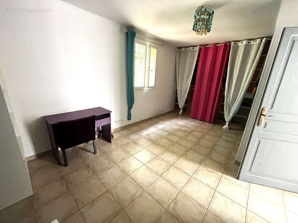 Maison à TOURVES