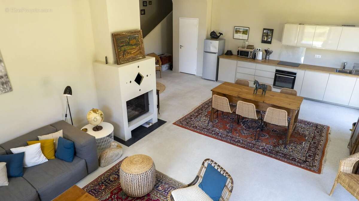 Maison à ROQUEFORT-LA-BEDOULE