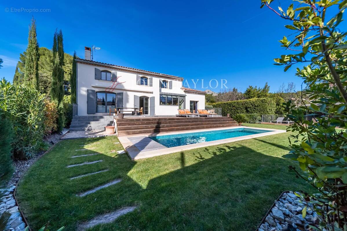 Maison à MAUSSANE-LES-ALPILLES