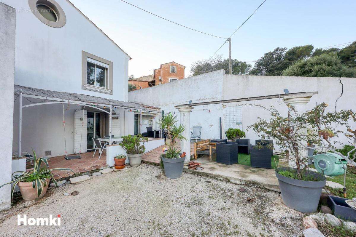 Maison à SIX-FOURS-LES-PLAGES