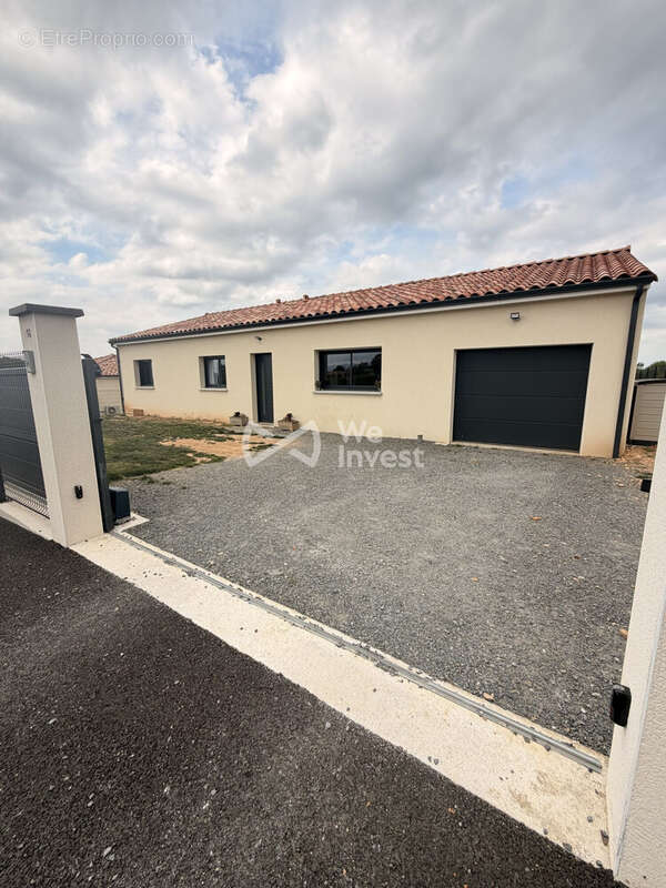 Maison 114 m² à Castres  - photo 4