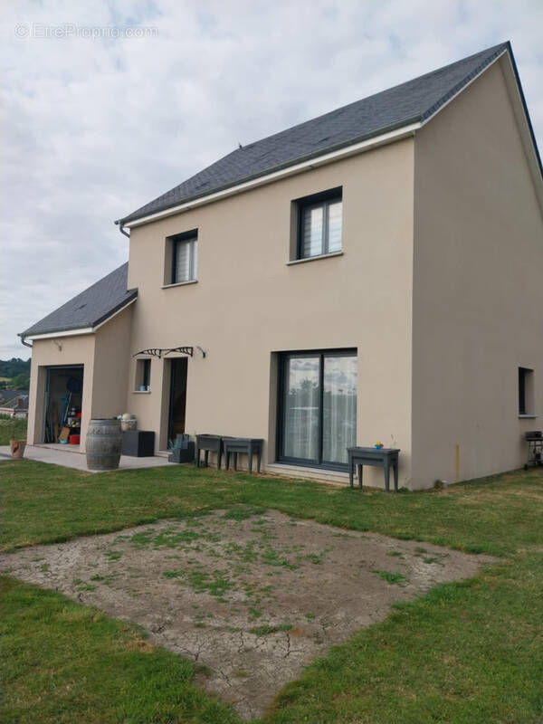 Maison à NEUFCHATEL-EN-BRAY