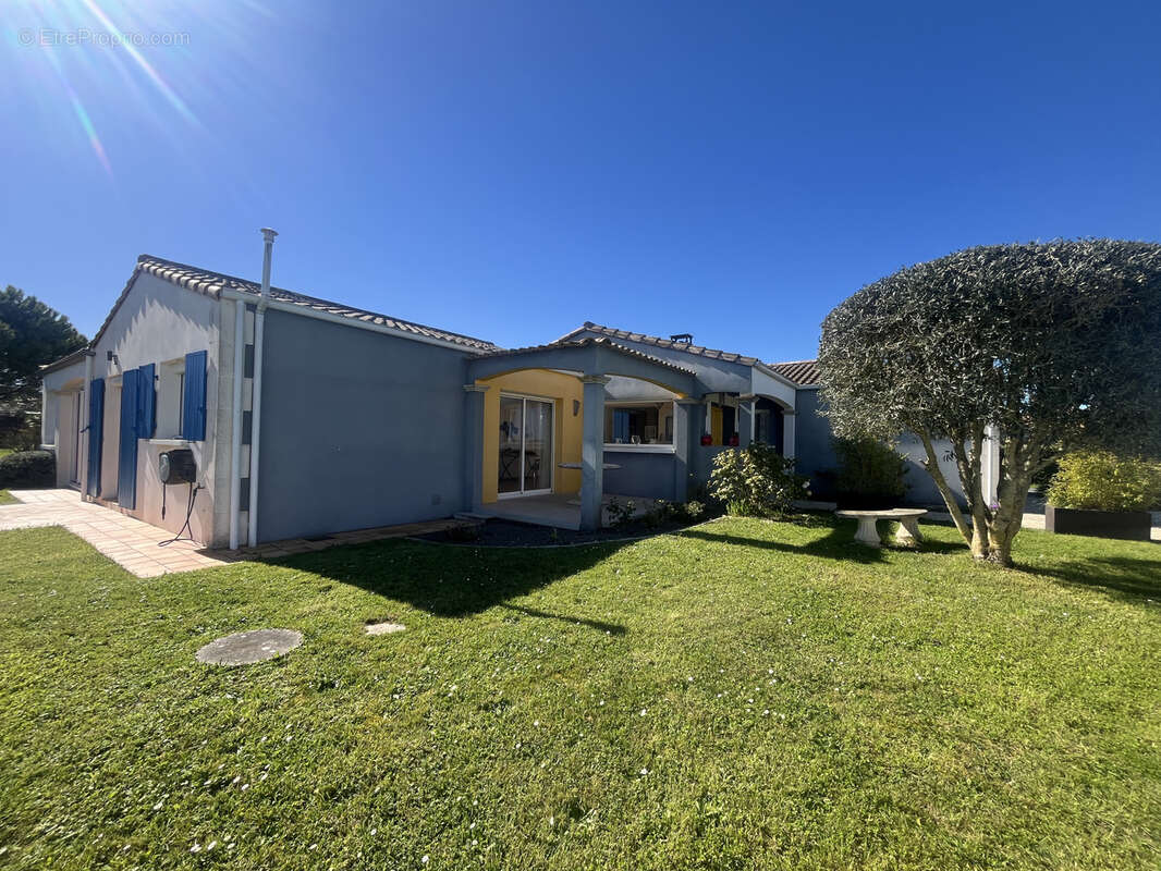 Maison à MESCHERS-SUR-GIRONDE