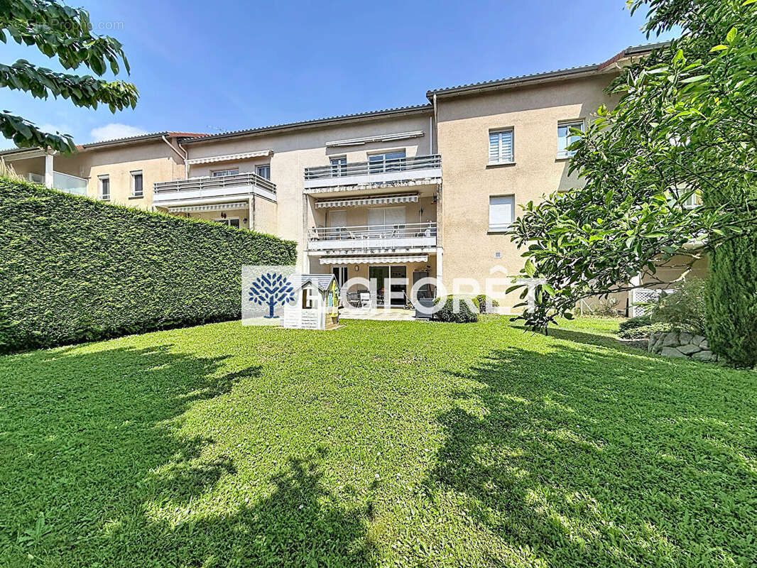 Appartement à MIRIBEL