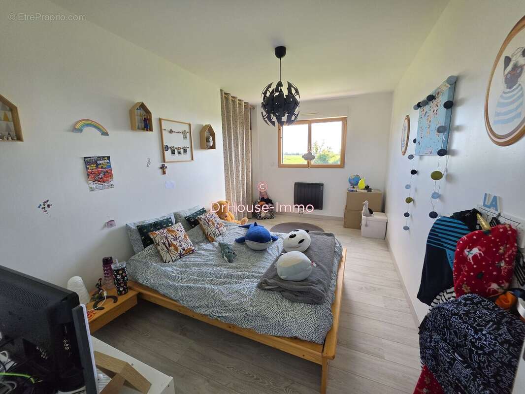 Maison 132 m² à Ambrumesnil  - photo 6