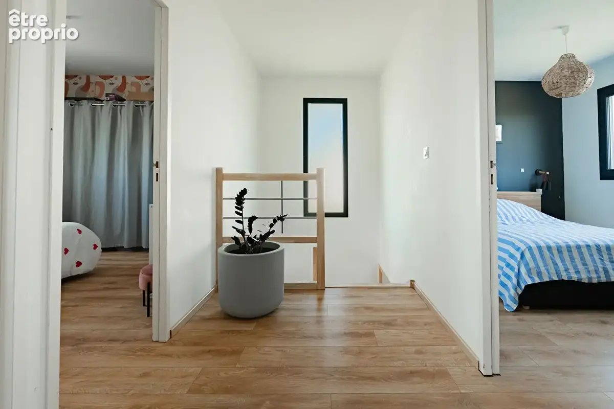 Maison Contemporaine (2017) - 114 m² - 4 Ch - Garage & Jardin - photo 7