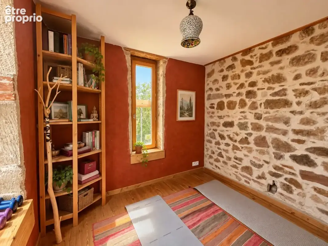 Commelle vernay (42) - maison 230 m2 sur 2334 m2 de terrain - 5 chambres - tour sur 3 niveaux - photo 17