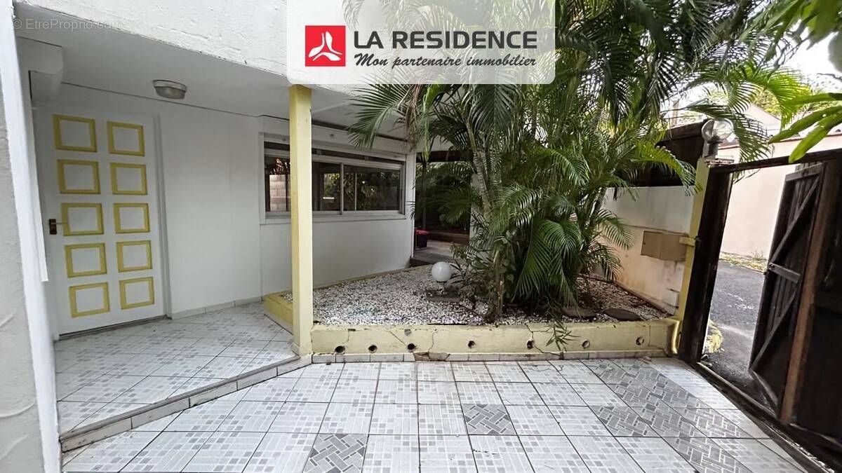 Maison à SCHOELCHER