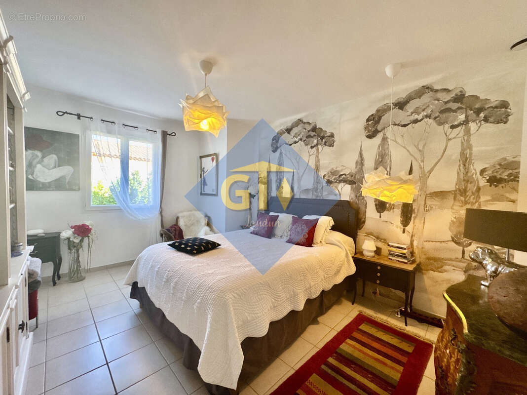 Maison à SAINT-PAUL-LES-FONTS