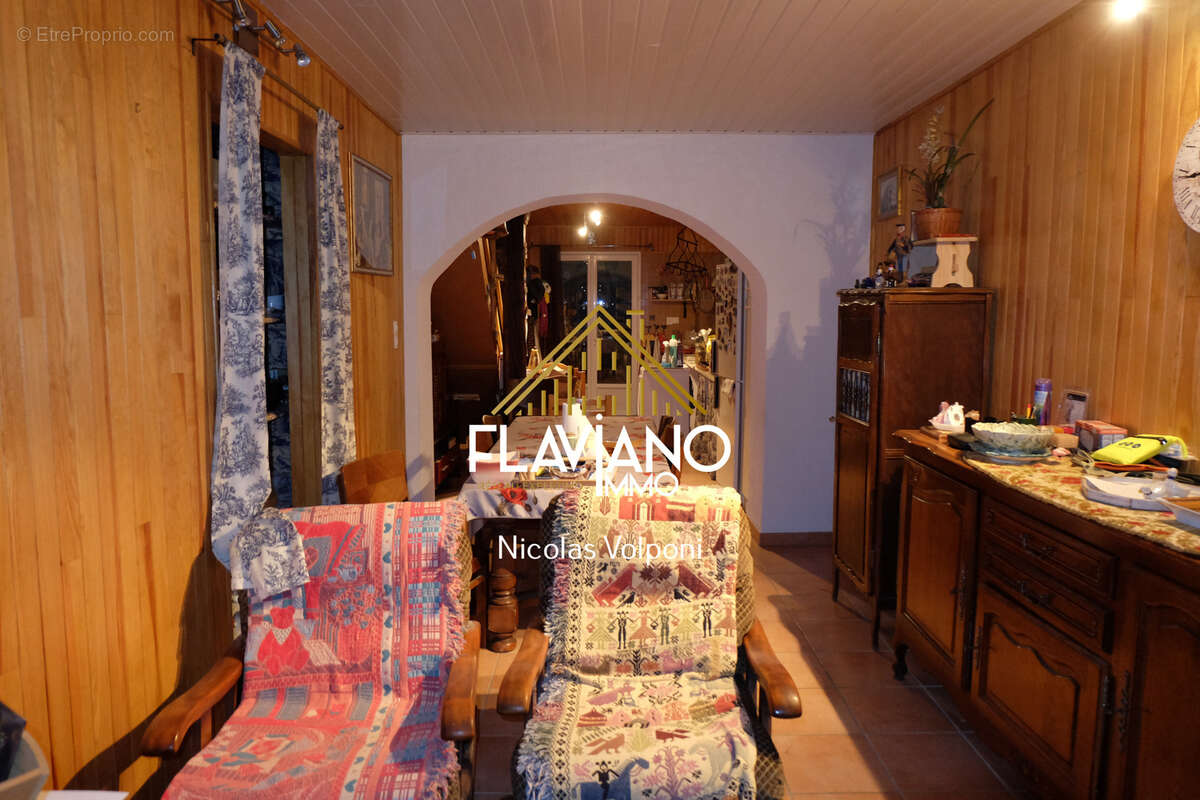 Maison 207 m² à Barcelonnette  - photo 6
