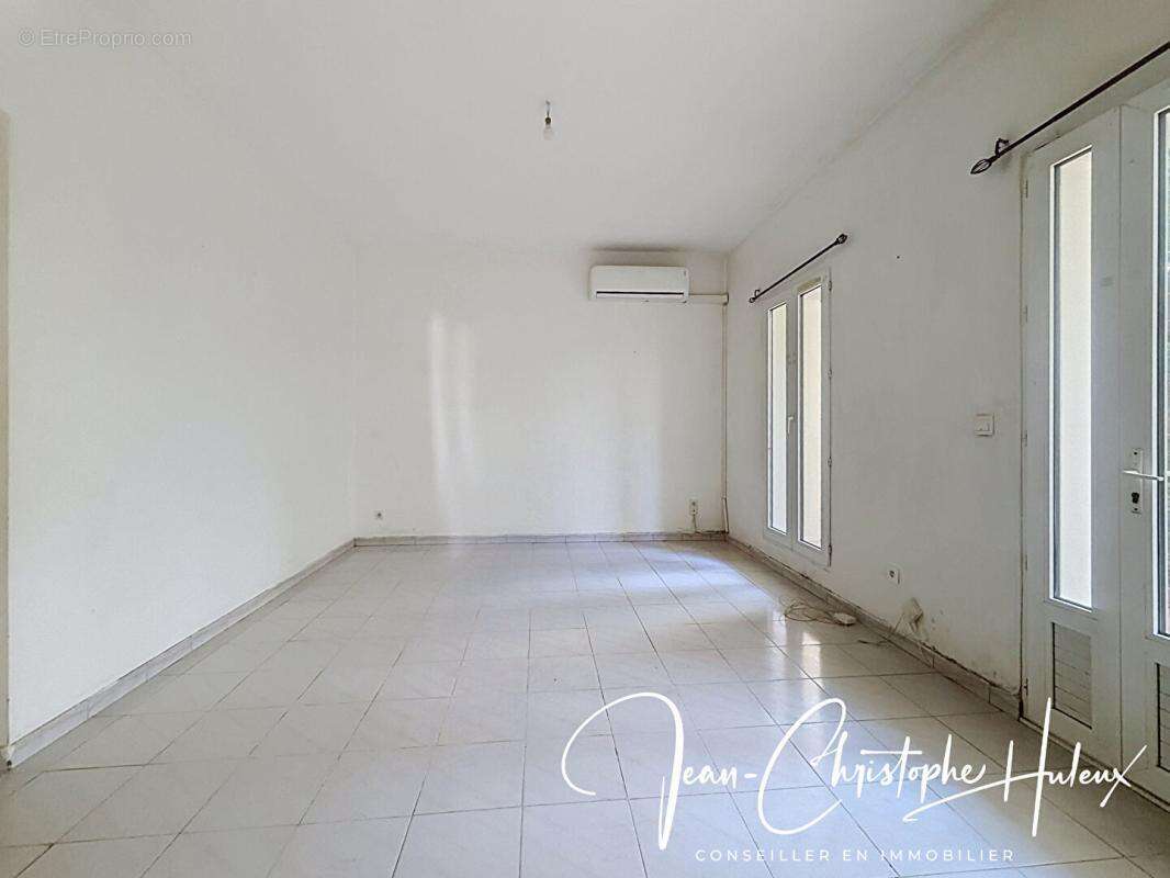 Appartement à NIMES