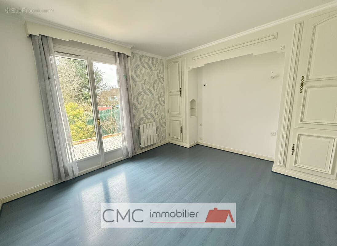 Maison 6 pièces 113 m² à vendre à Luce (28110) - photo 7