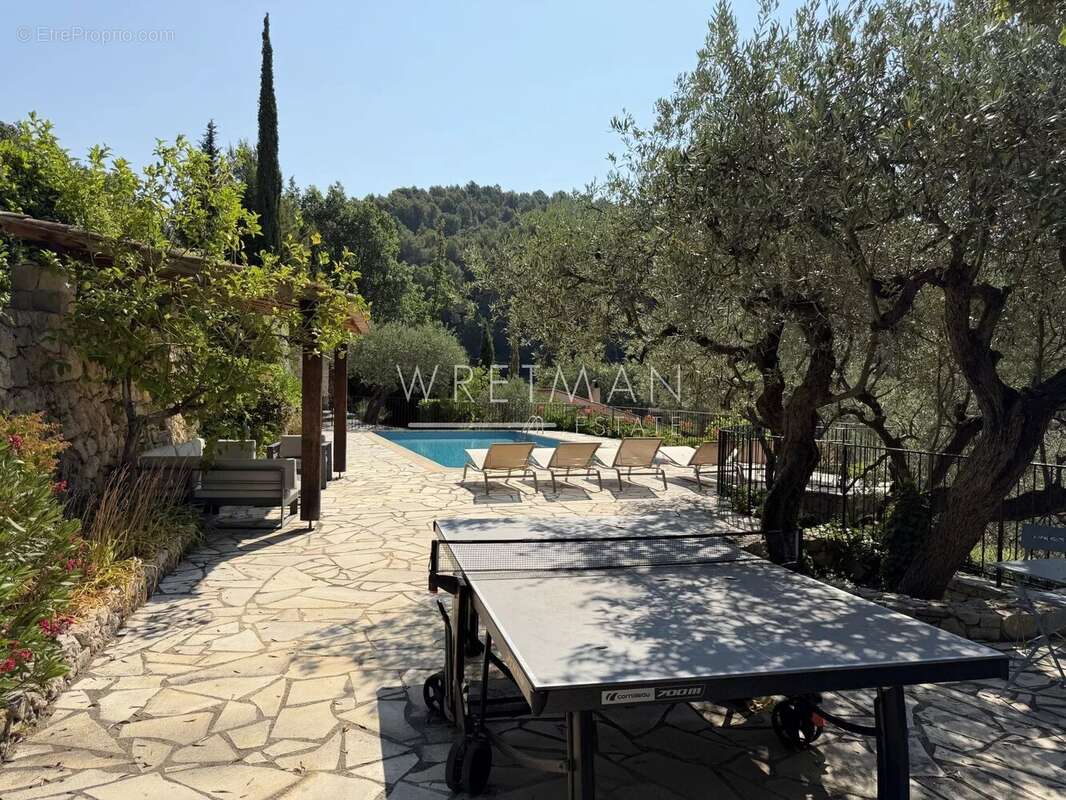Villa en pierre avec 6 chambres et vue panoramique - SEILLANS - photo 28