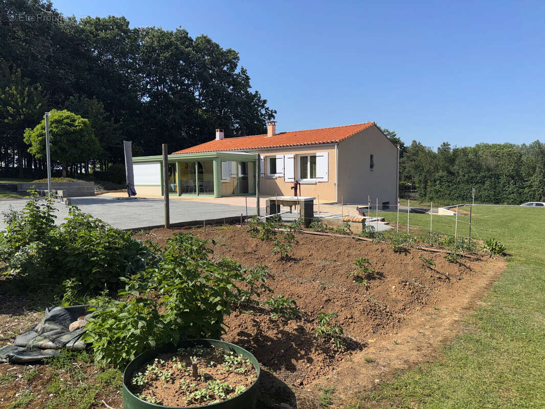 Maison à SAINTE-HERMINE