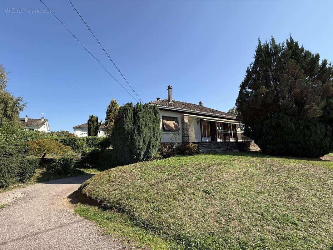 Maison à RILHAC-RANCON