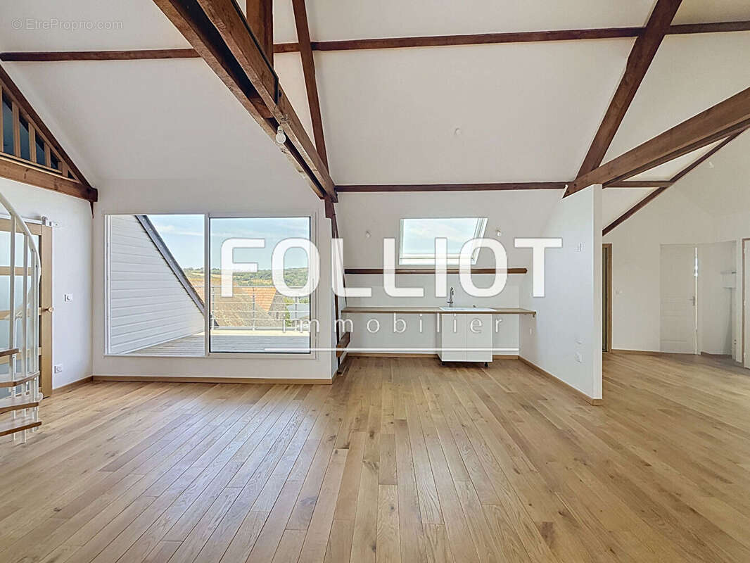 A Vendre  Appartement de charme style loft ? Dernier étage ? Terrasse et vue dégagée ? Coeur de Barneville-Carteret - photo 5