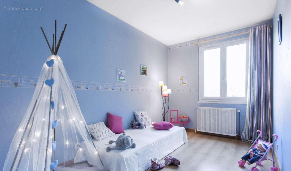 Appartement à ISSY-LES-MOULINEAUX