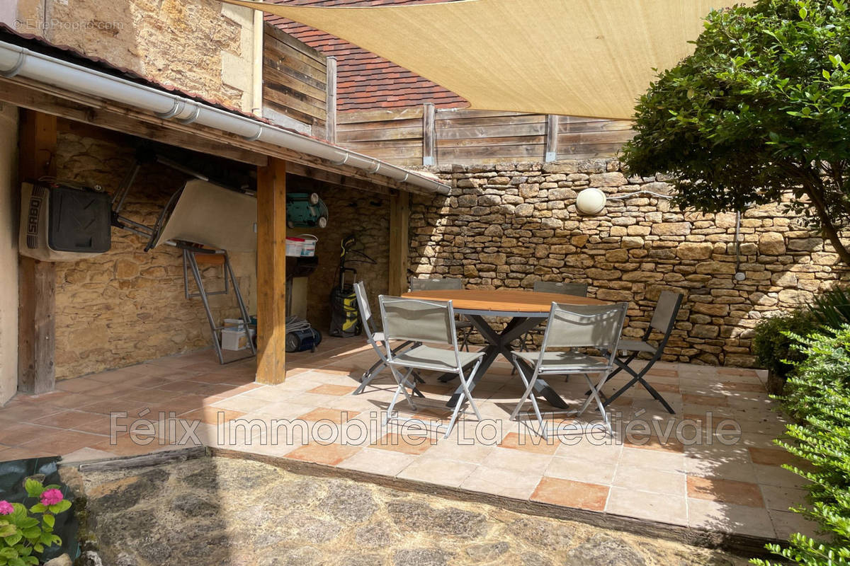 Maison à SARLAT-LA-CANEDA